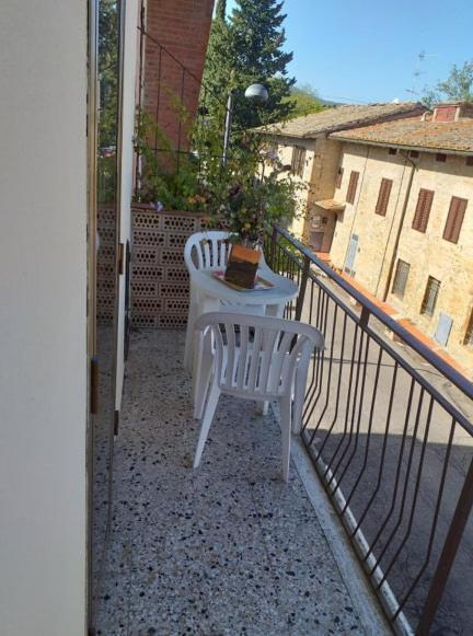 סן ג'ימיניאנו Guest House Edera מראה חיצוני תמונה